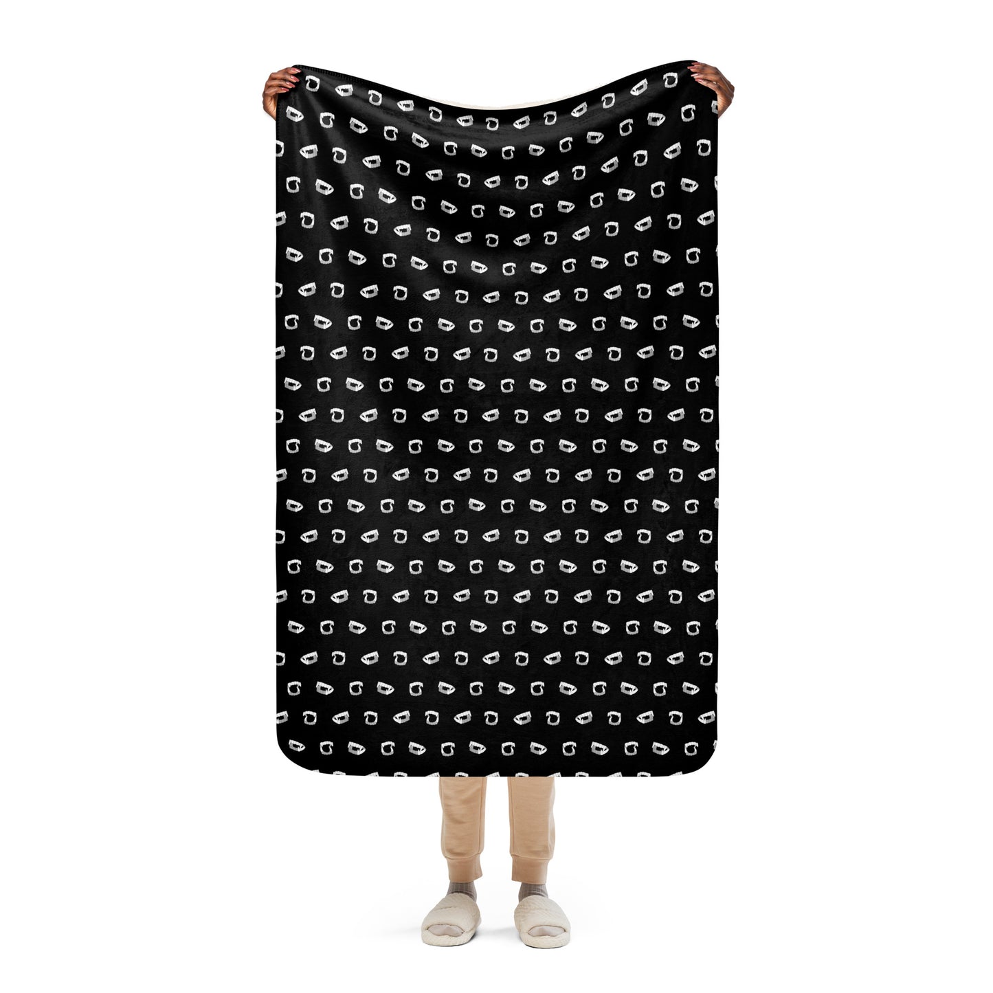 Retro Fang Sherpa blanket