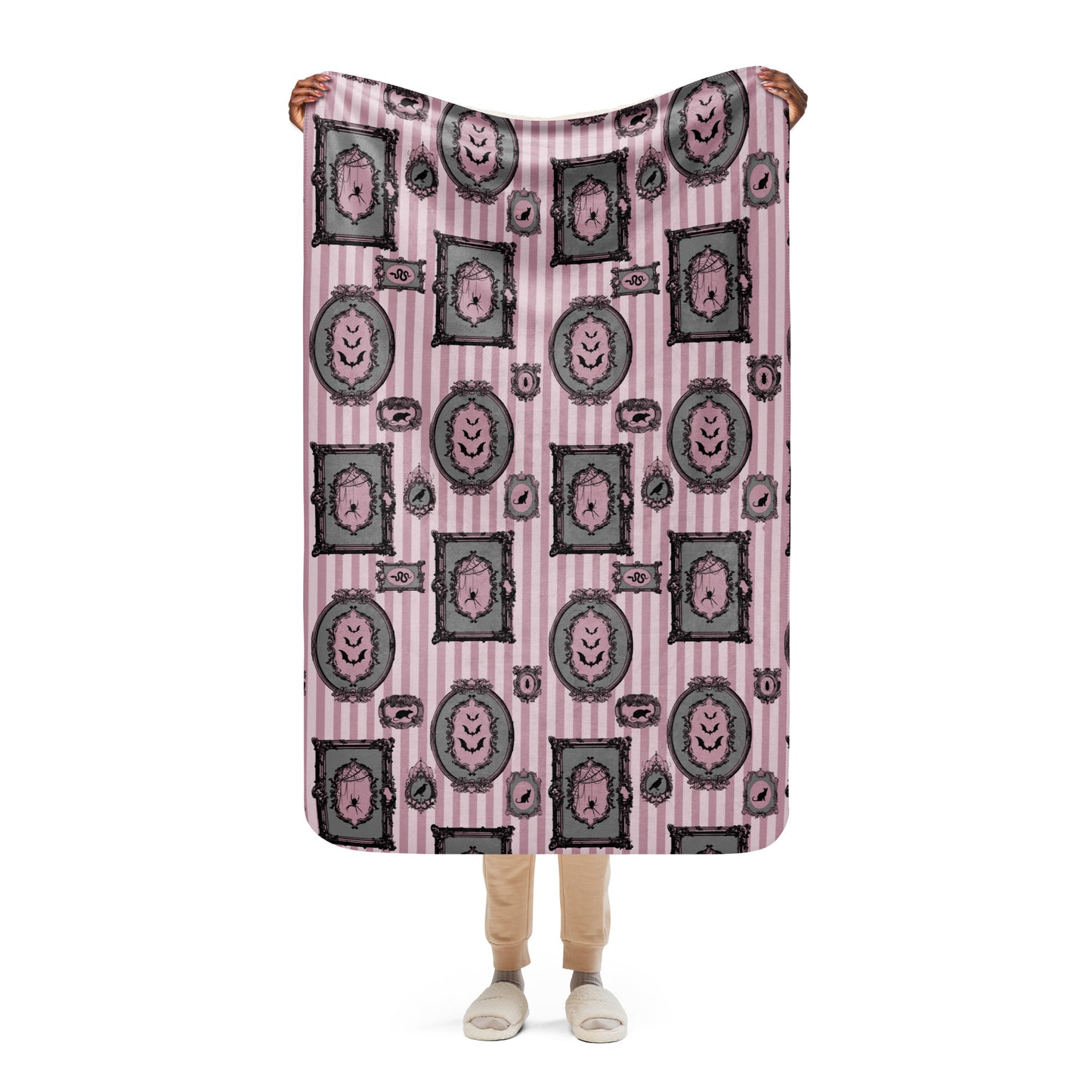 Spooky pink Gallery Sherpa blanket